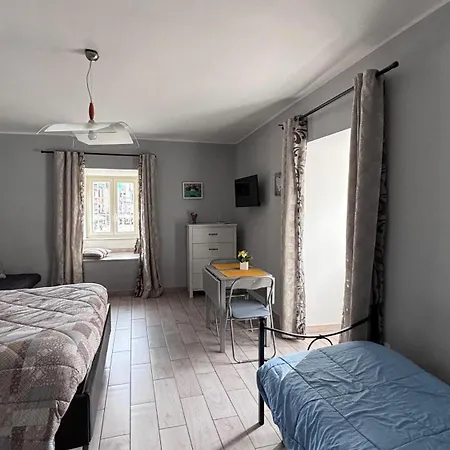 La Finestra Di Dante